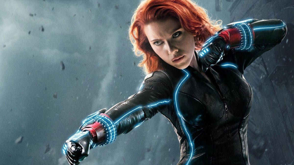 This Black Widow cosplay is a must see, it's amazingly hilarious