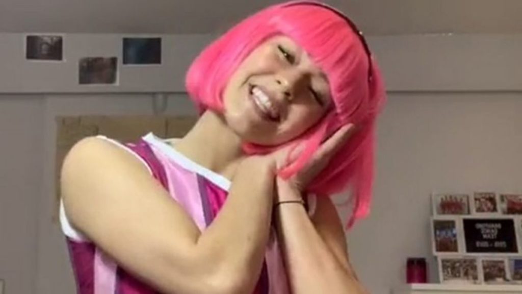 Lazytown Stephanie Actress Does Cooking By The Book Meme On Tiktok