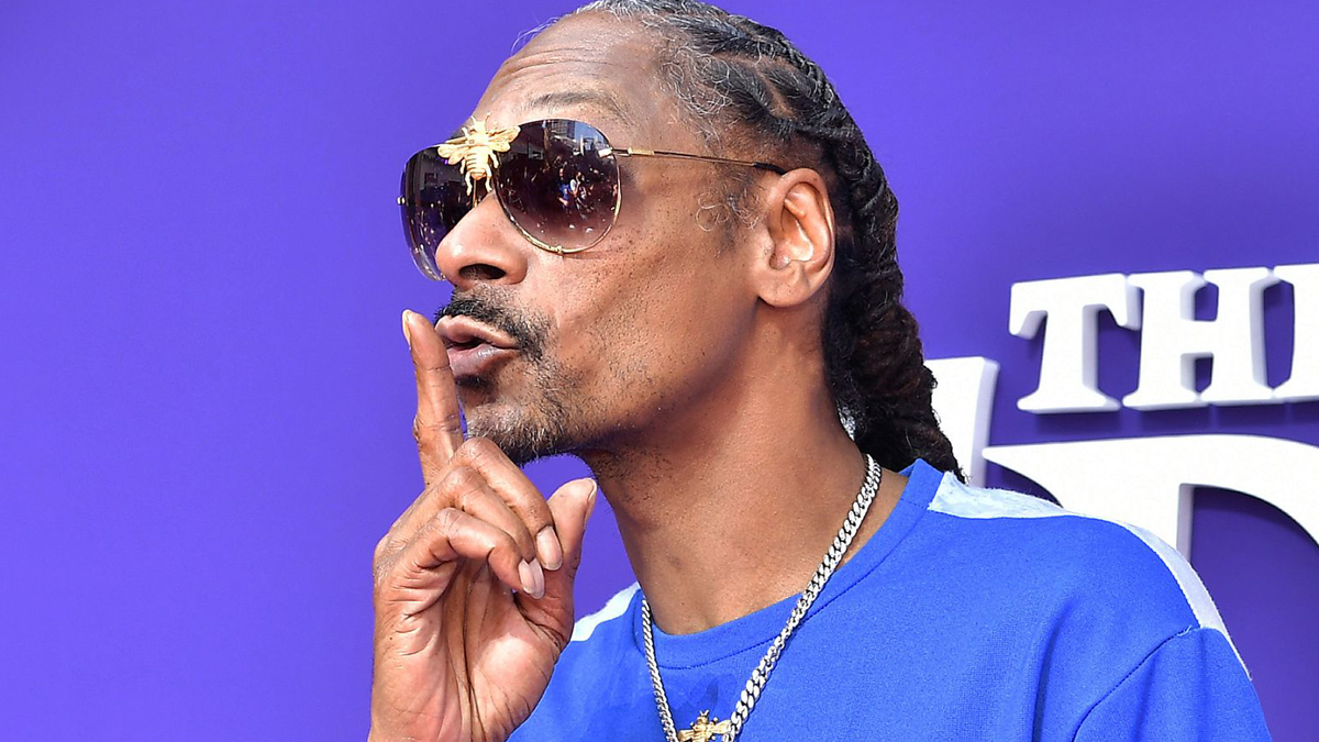 Snoop Dogg dehumanises black conservatives with racial slur