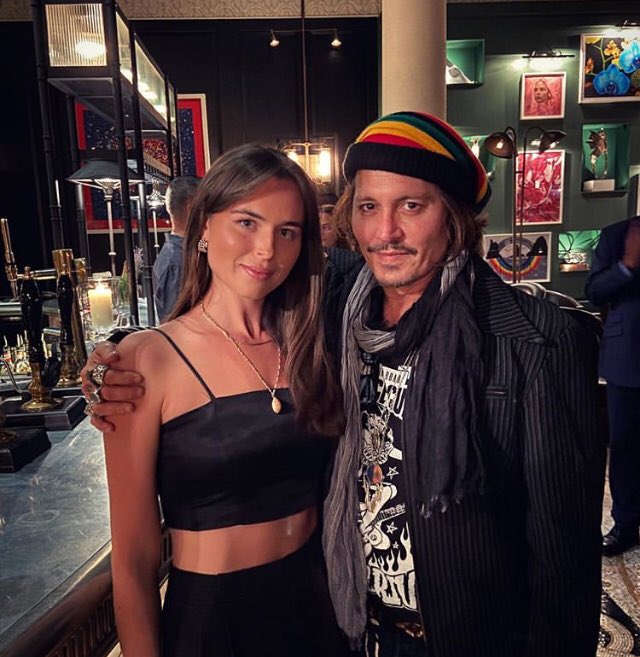Johnny Depp at London pub