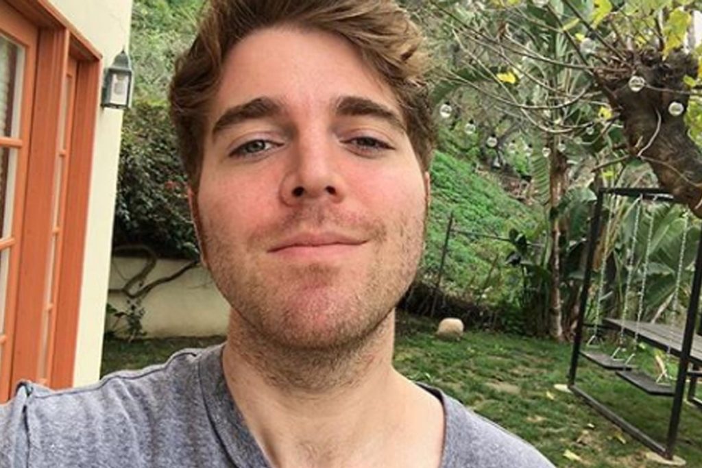 Shane Dawson YouTuber star selfie