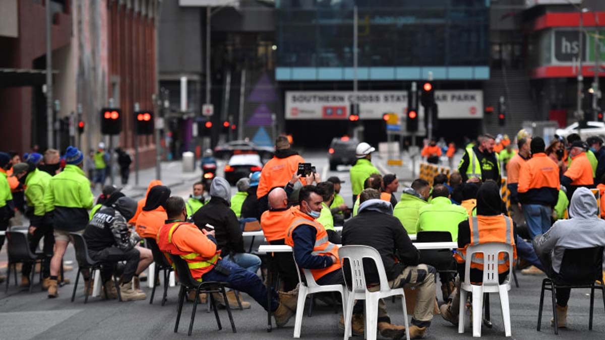 Melbourne blackout: no-fly zone during Tradie anti-lockdown protest?